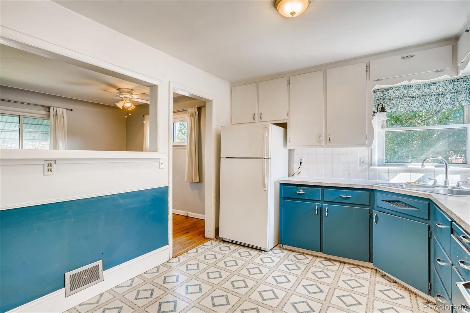 1300 South Raleigh Street Denver, CO 80219 - Photo 8 of 24 Gallery Image 8