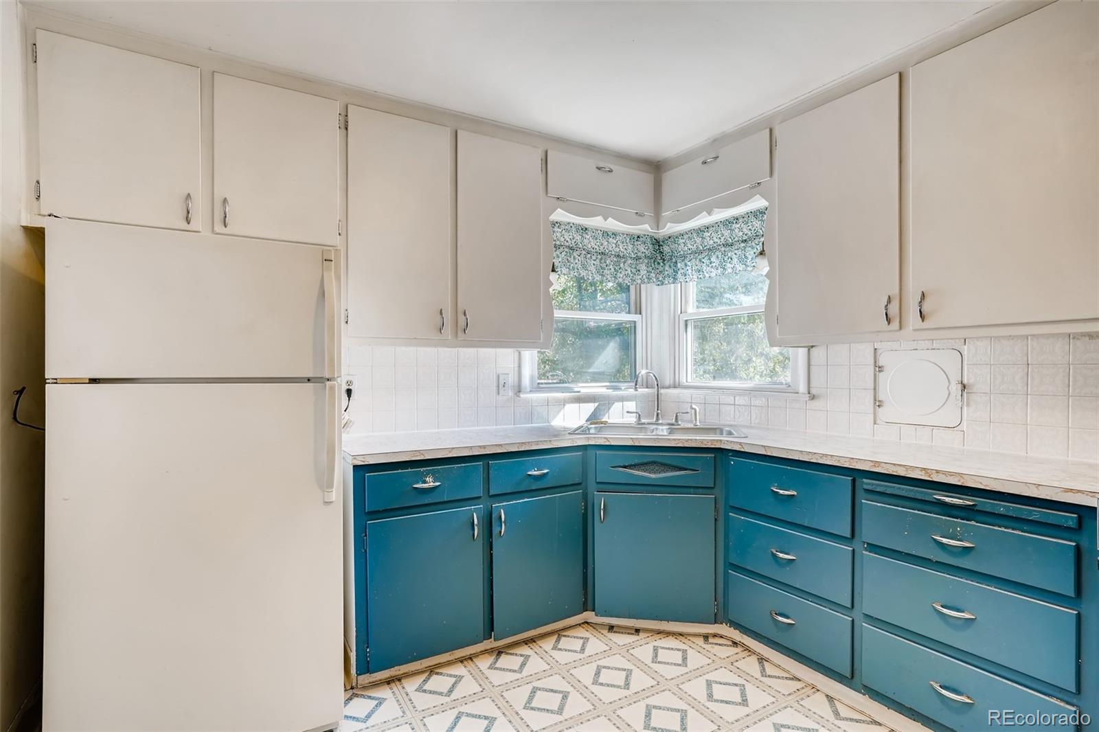 1300 South Raleigh Street Denver, CO 80219 - Photo 9 of 24 Gallery Image 9