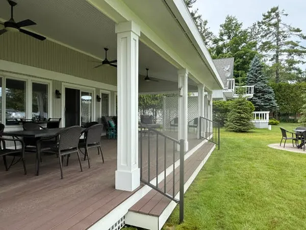 $2,100,000 | 8630 Curtis Lane, Petoskey, MI 49770