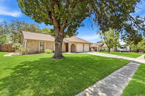 $275,000 | 7338 Crownpiece Street, San Antonio, TX 78240