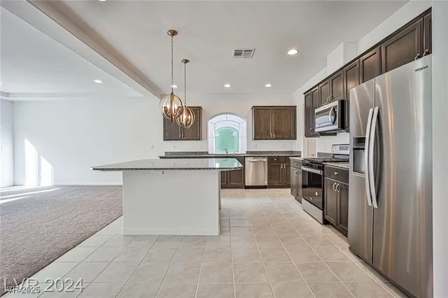 $2,450 | 7771 Bright Ldg Street, Las Vegas, NV 89139