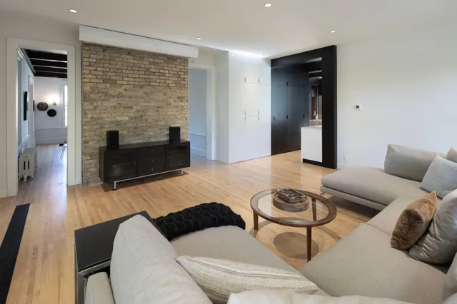 $10,500 | 2700 West Lake Of The Isles Parkway, Minneapolis, MN 55416