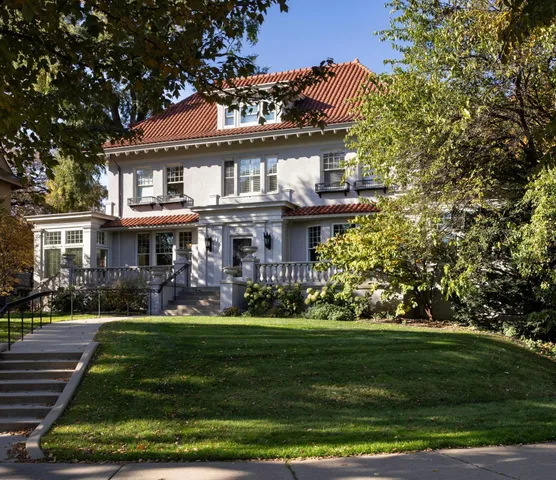 $10,500 | 2700 West Lake Of The Isles Parkway, Minneapolis, MN 55416