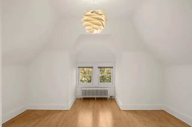 $10,500 | 2700 West Lake Of The Isles Parkway, Minneapolis, MN 55416