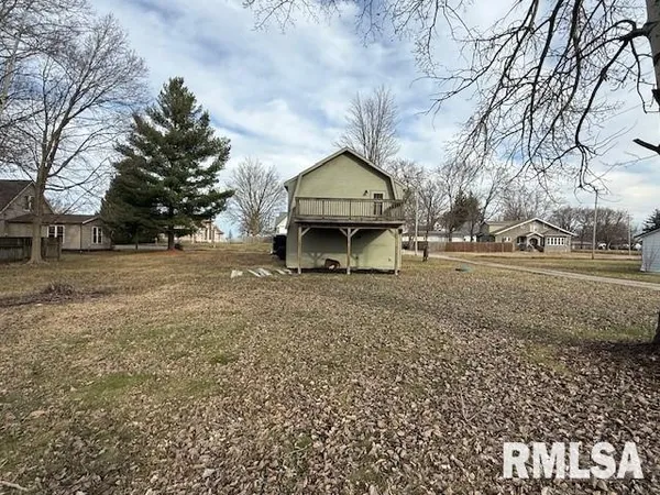 $145,000 | 112 East Grand Avenue, Owaneco, IL 62555