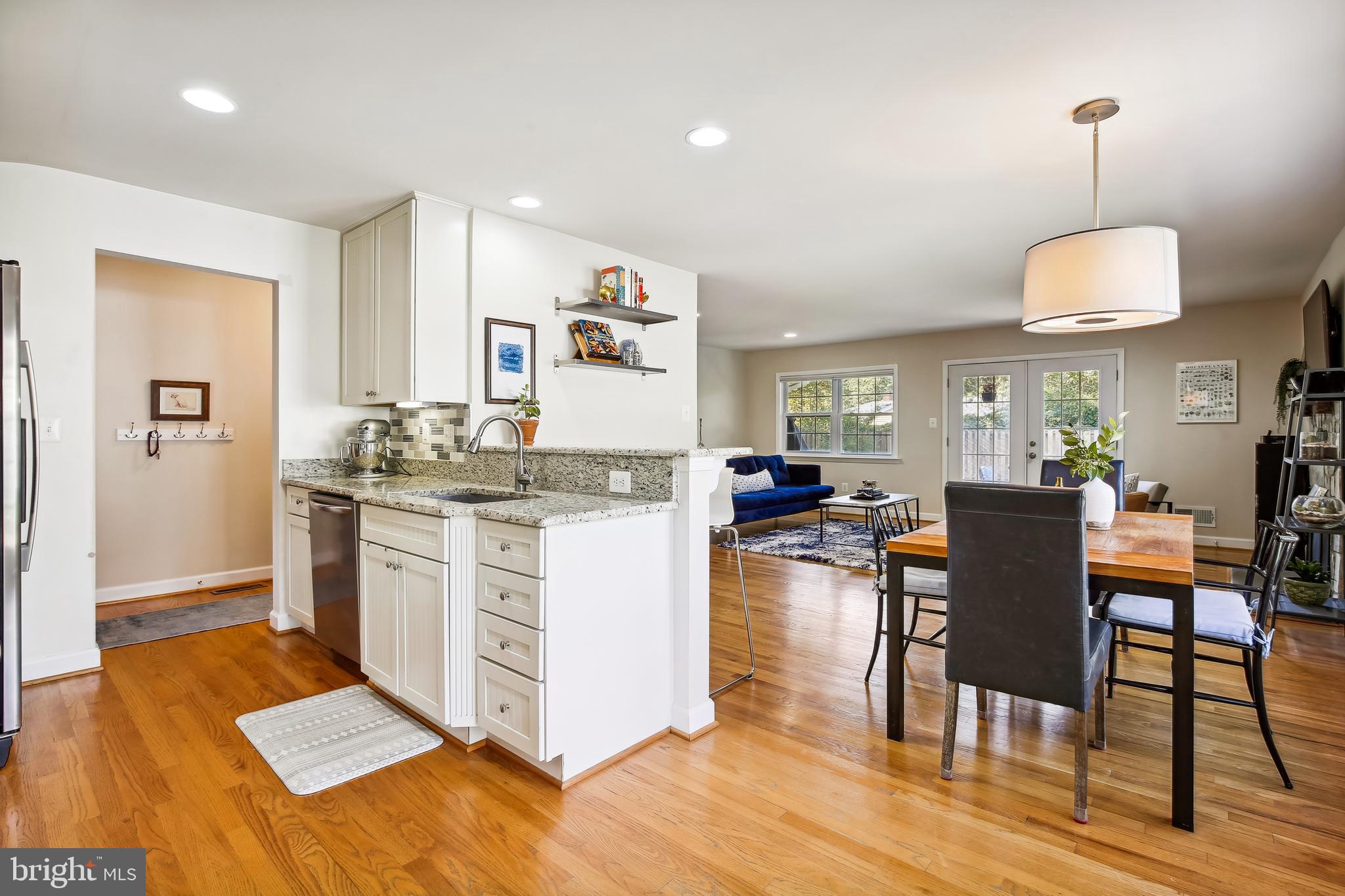 2104 Shenandoah Road Alexandria, VA 22308 - Photo 11 of 55