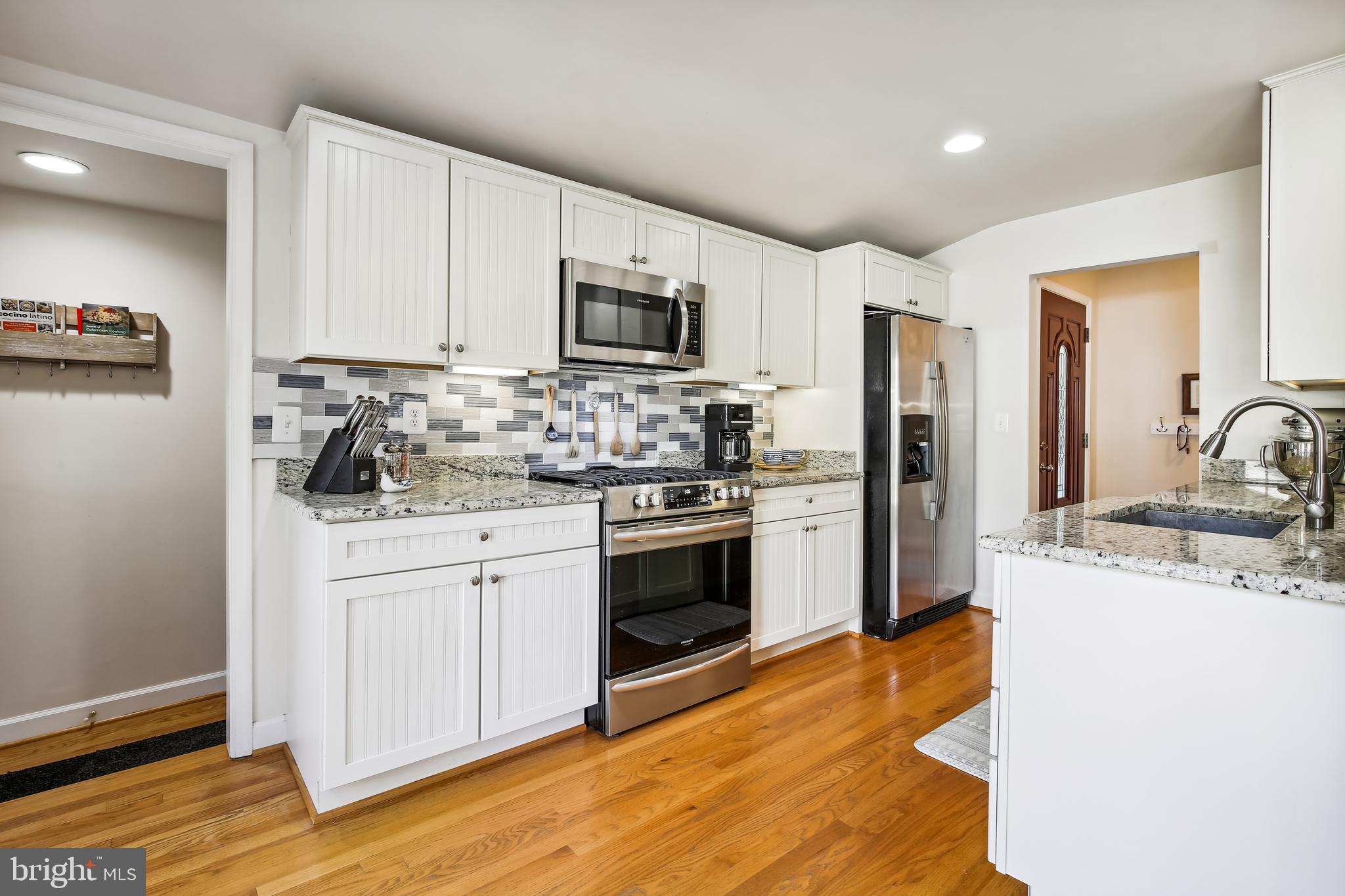 2104 Shenandoah Road Alexandria, VA 22308 - Photo 12 of 55