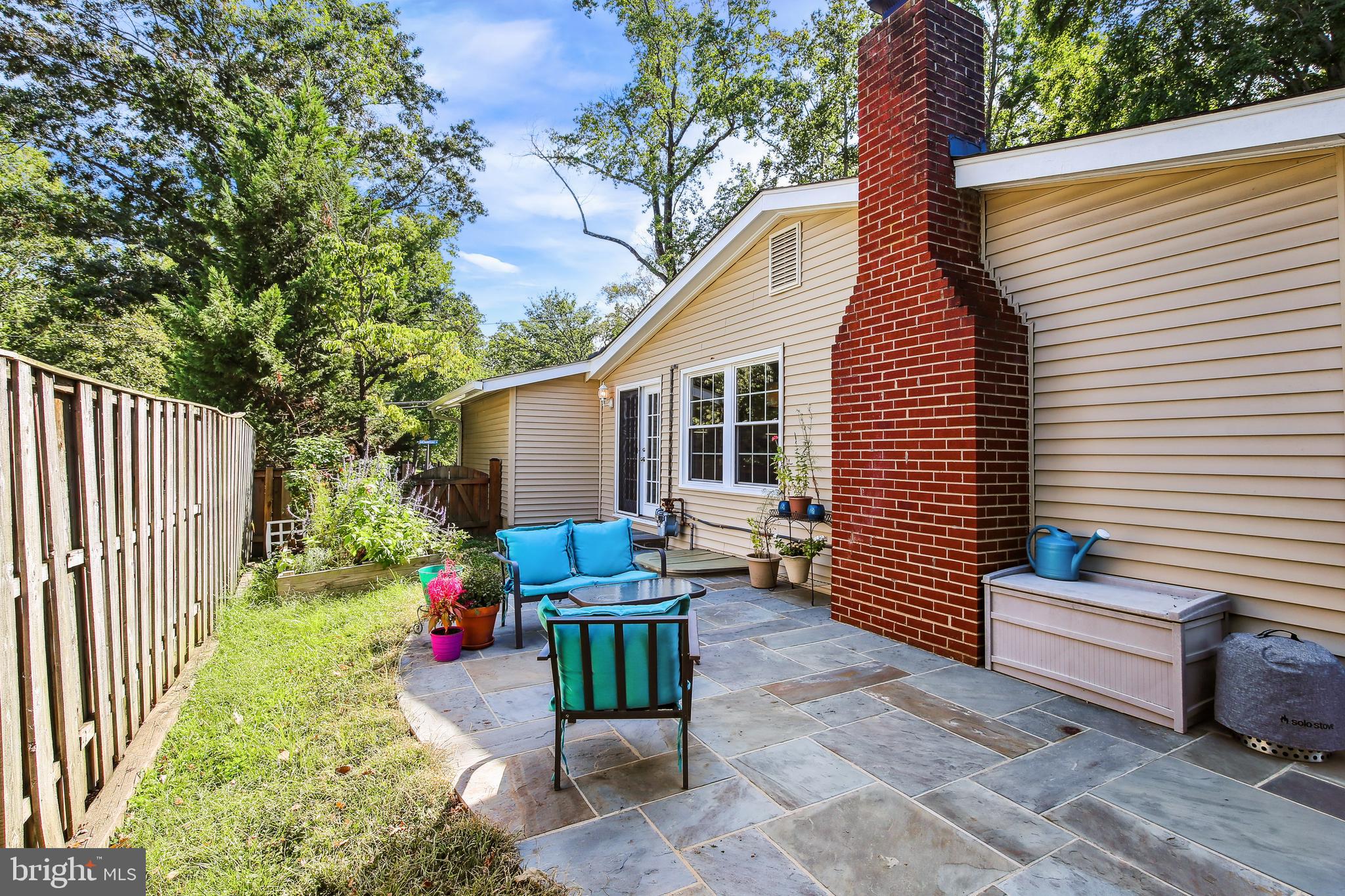 2104 Shenandoah Road Alexandria, VA 22308 - Photo 17 of 55