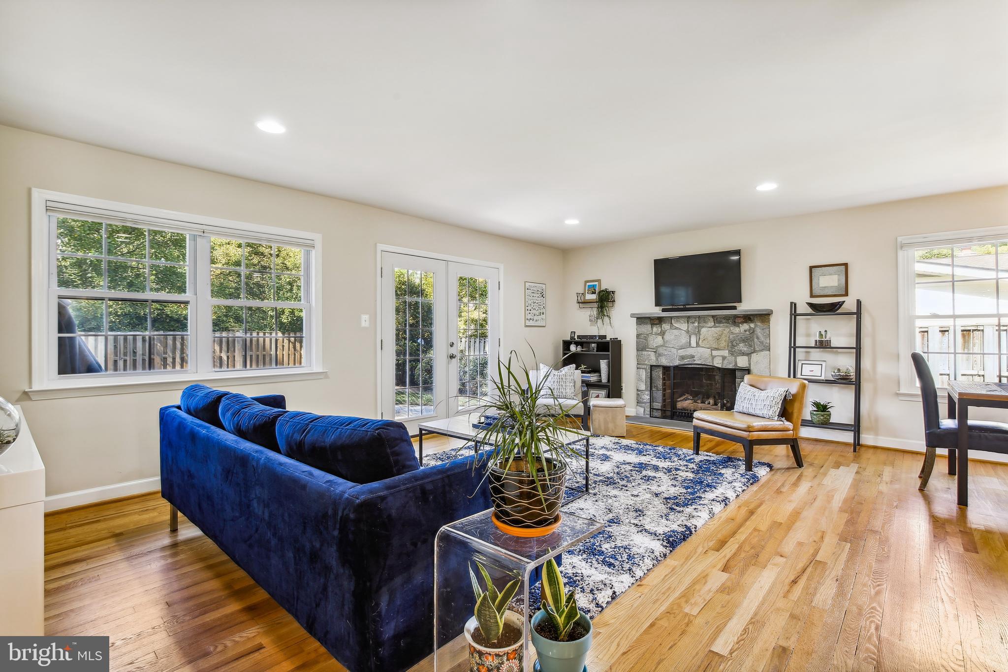 2104 Shenandoah Road Alexandria, VA 22308 - Photo 6 of 55