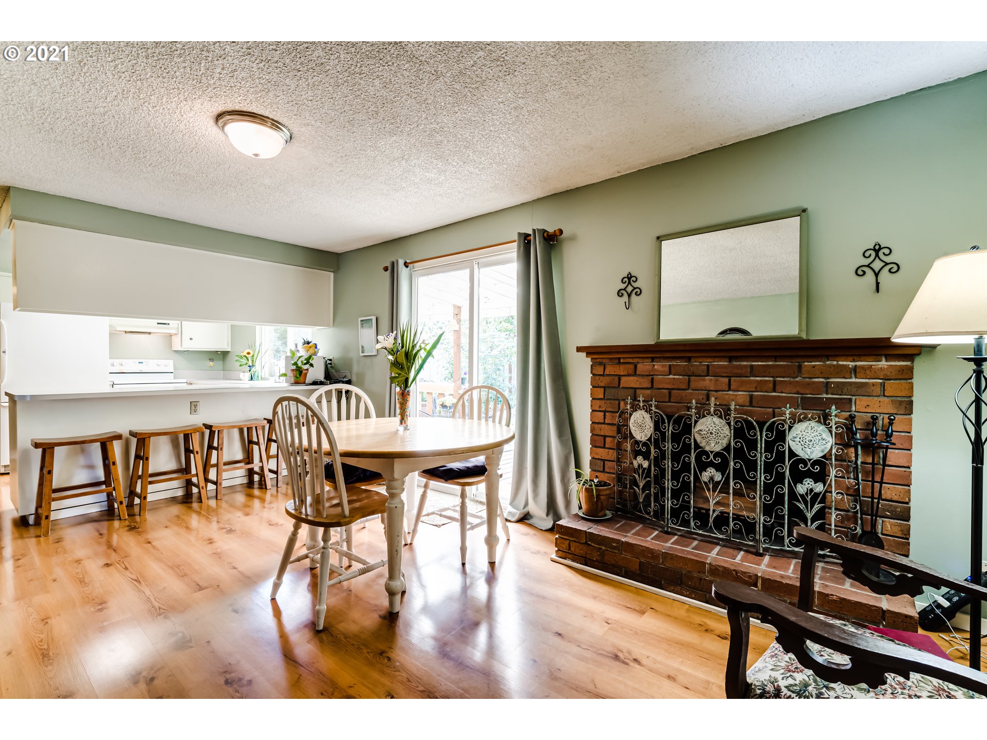6617 C Street Springfield, OR 97478 - Photo 14 of 32 Gallery Image 14