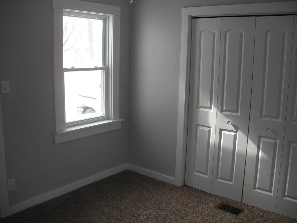 422 McBarnes Street Decatur, IN 46733 - Photo 5 of 16
