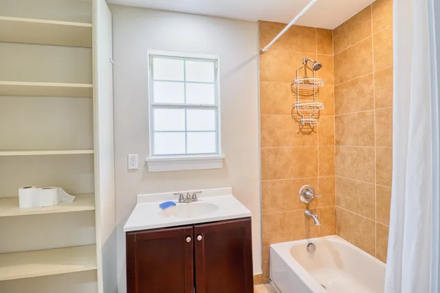 $236,000 | 7557 Meadowview Drive, Houston, TX 77037