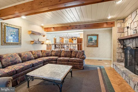 $1,699,000 | 907 Lorien Drive, Ambler, PA 19002