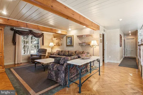 $1,699,000 | 907 Lorien Drive, Ambler, PA 19002