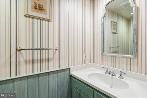 $1,699,000 | 907 Lorien Drive, Ambler, PA 19002