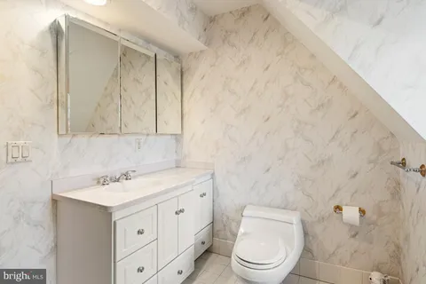 $1,699,000 | 907 Lorien Drive, Ambler, PA 19002