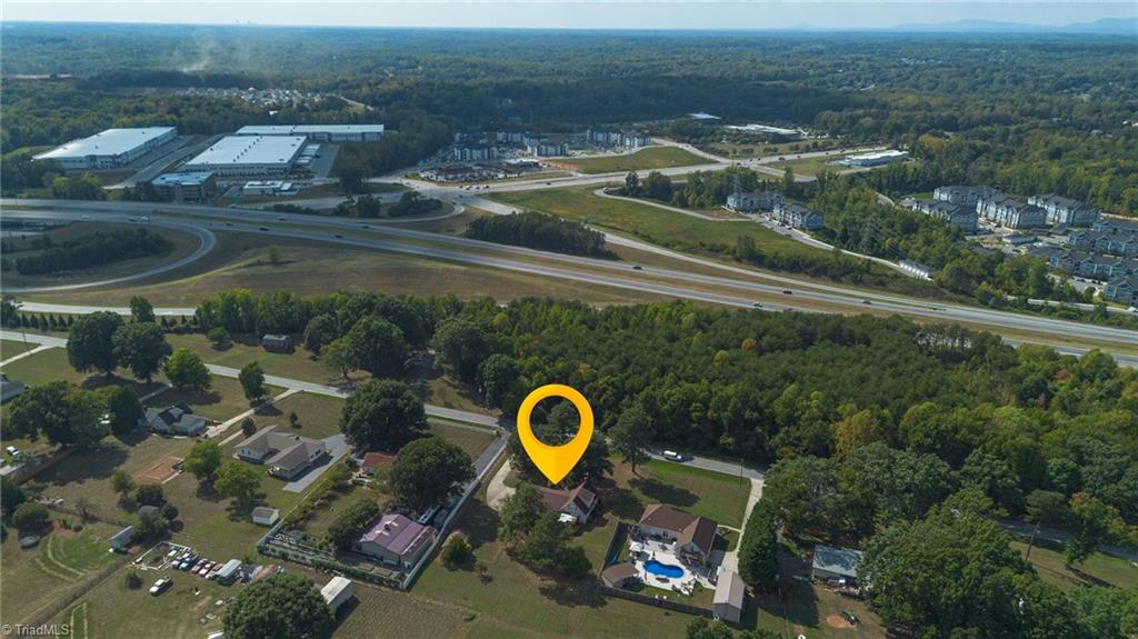 3414 Edgefield Road Greensboro, NC 27409 - Photo 40 of 44 Gallery Image 40