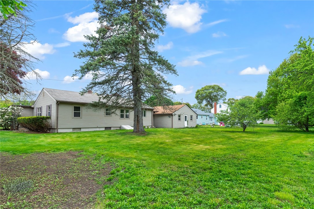 200 Glen Drive Warwick, RI 02889 - Photo 19 of 23 Exterior rear