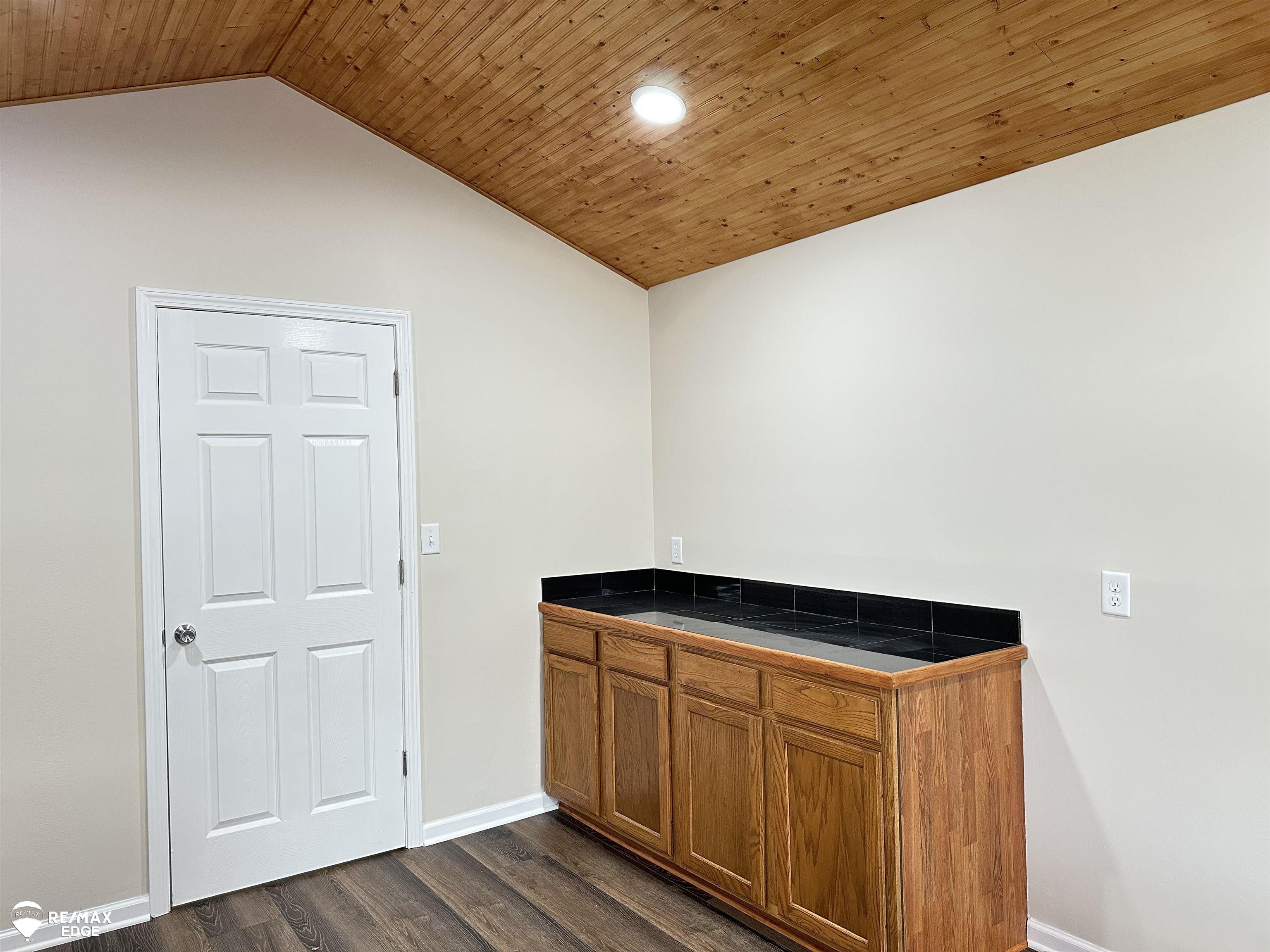 8178 Neff Road Mount Morris, MI 48458 - Photo 11 of 38