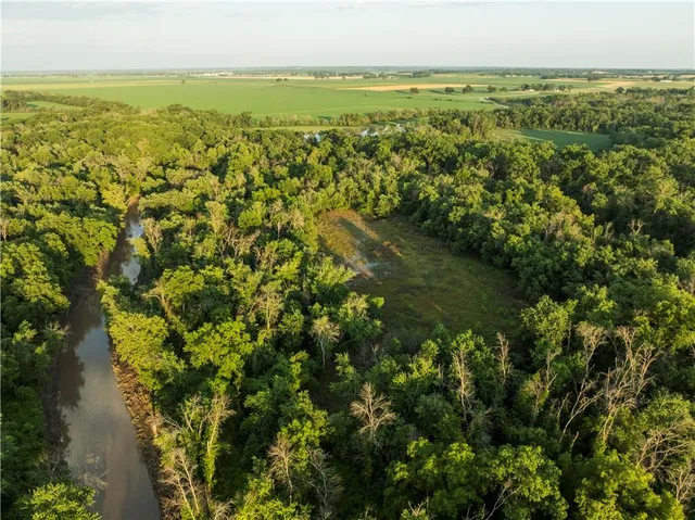 $1,100,000 | 0 Cr 371 N/a Bosworth Mo 64623 N/a, Bosworth, MO 64623