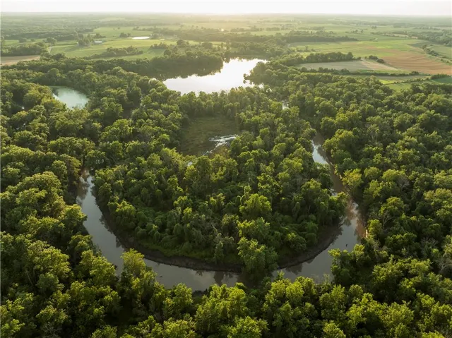 $1,100,000 | 0 Cr 371 N/a Bosworth Mo 64623 N/a, Bosworth, MO 64623