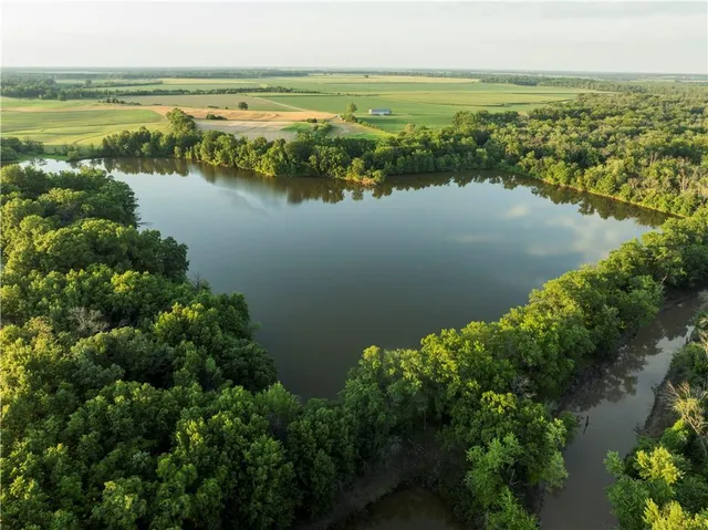 $1,100,000 | 0 Cr 371 N/a Bosworth Mo 64623 N/a, Bosworth, MO 64623