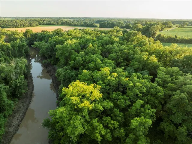 $1,100,000 | 0 Cr 371 N/a Bosworth Mo 64623 N/a, Bosworth, MO 64623