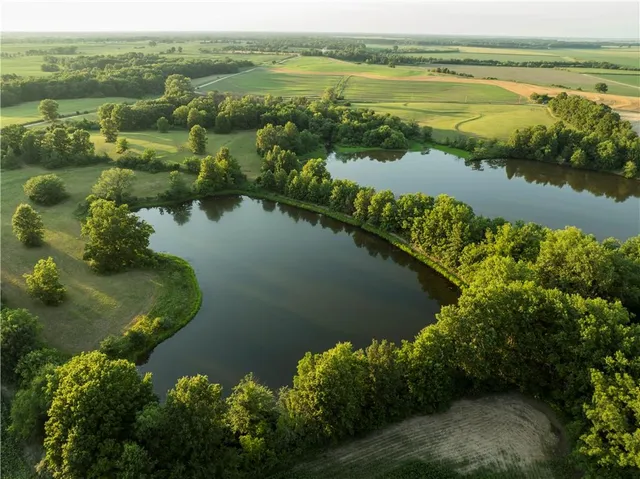 $1,100,000 | 0 Cr 371 N/a Bosworth Mo 64623 N/a, Bosworth, MO 64623