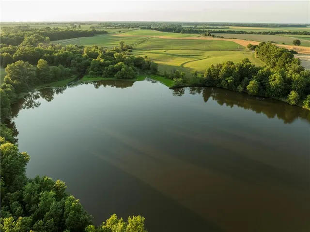 $1,100,000 | 0 Cr 371 N/a Bosworth Mo 64623 N/a, Bosworth, MO 64623