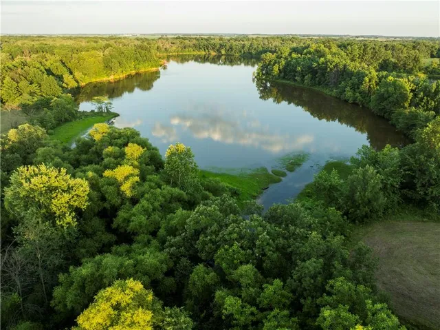 $1,100,000 | 0 Cr 371 N/a Bosworth Mo 64623 N/a, Bosworth, MO 64623