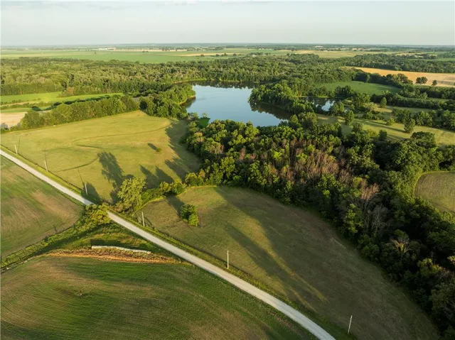 $1,100,000 | 0 Cr 371 N/a Bosworth Mo 64623 N/a, Bosworth, MO 64623