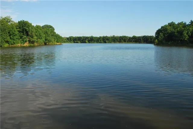 $1,100,000 | 0 Cr 371 N/a Bosworth Mo 64623 N/a, Bosworth, MO 64623