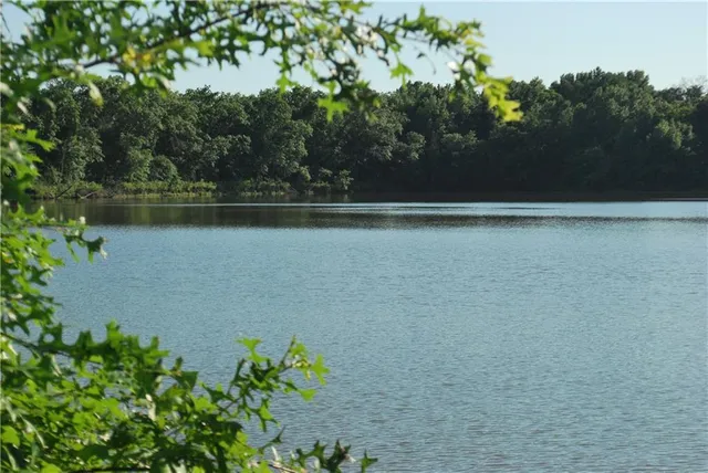 $1,100,000 | 0 Cr 371 N/a Bosworth Mo 64623 N/a, Bosworth, MO 64623