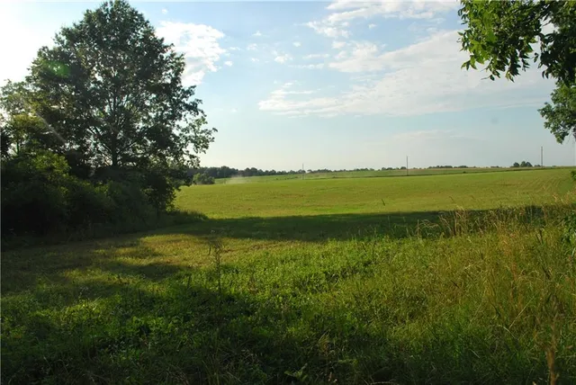 $1,100,000 | 0 Cr 371 N/a Bosworth Mo 64623 N/a, Bosworth, MO 64623