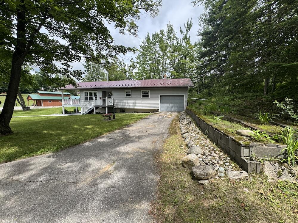1692 North Galbraith Road Mio, MI 48647 - Photo 31 of 82 20