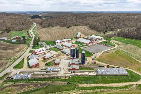 $3,800,000 | E8985 County B, Sauk City, WI 53583