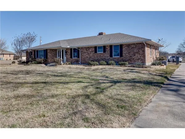 $2,200 | 251 South 2nd Street, Princeton, TX 75407