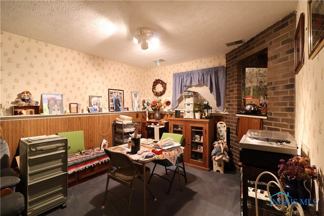 5454 Brook Point Road Toledo, OH 43611 - Photo 19 of 35 Gallery Image 19