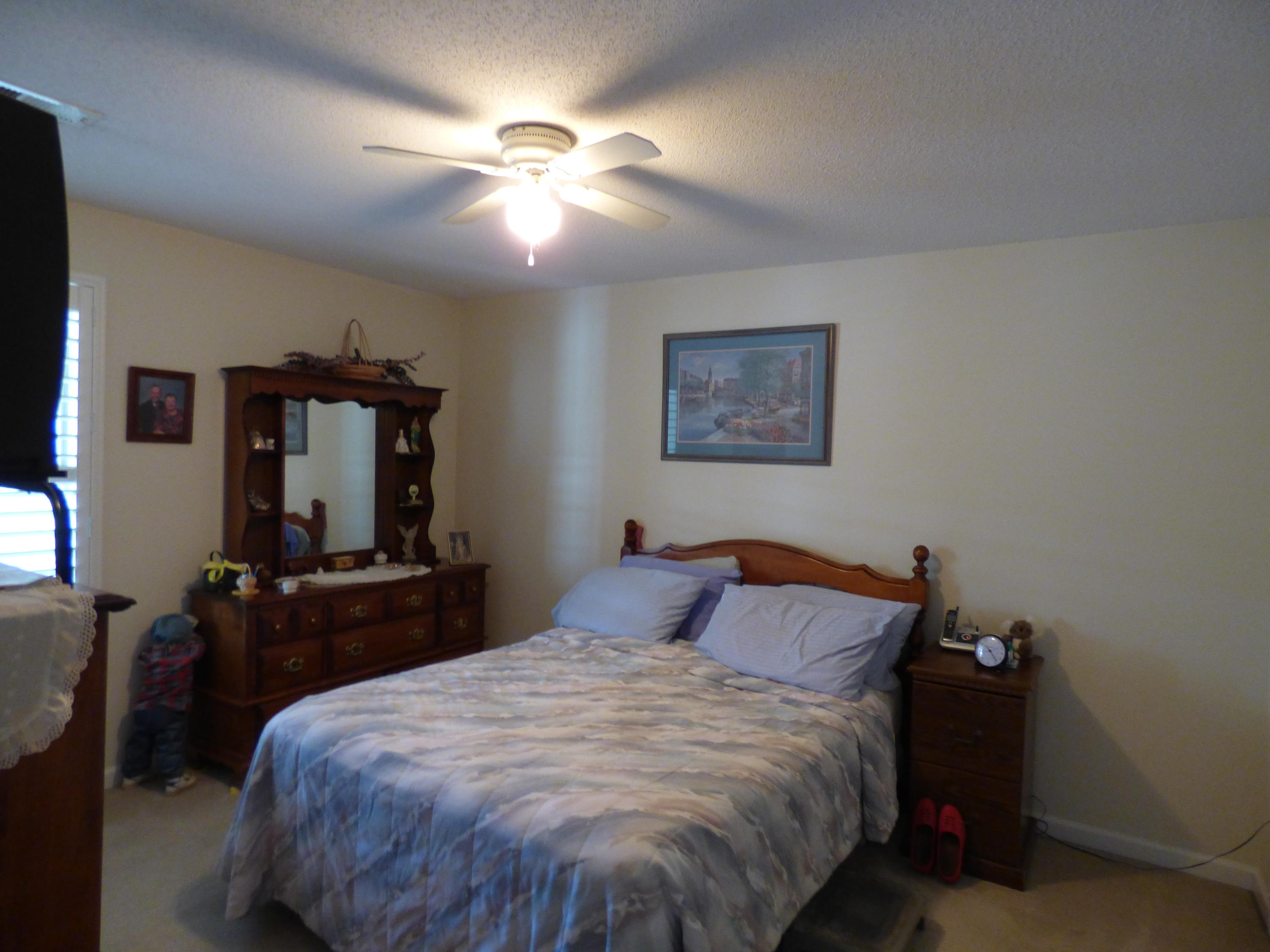 8060 Stablegate Way Powell, TN 37849 - Photo 14 of 18 spacious master br