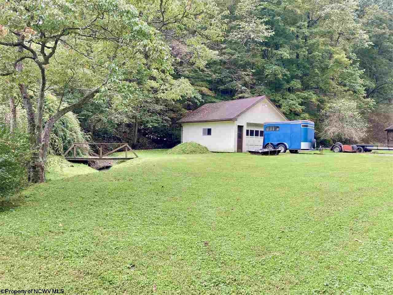 1591 Simpson Run Road Weston, WV 26452 - Photo 2 of 30 Gallery Image 2