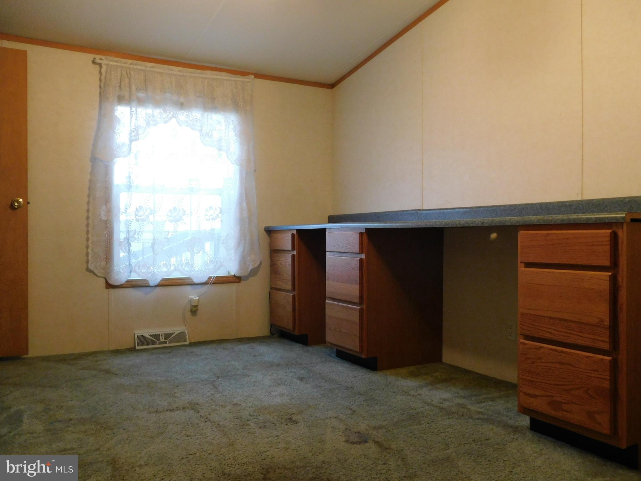 16805 Alcott Road Hagerstown, MD 21740 - Photo 12 of 16 Gallery Image 12