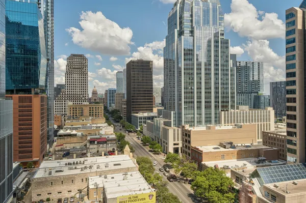 a picture of a city view
