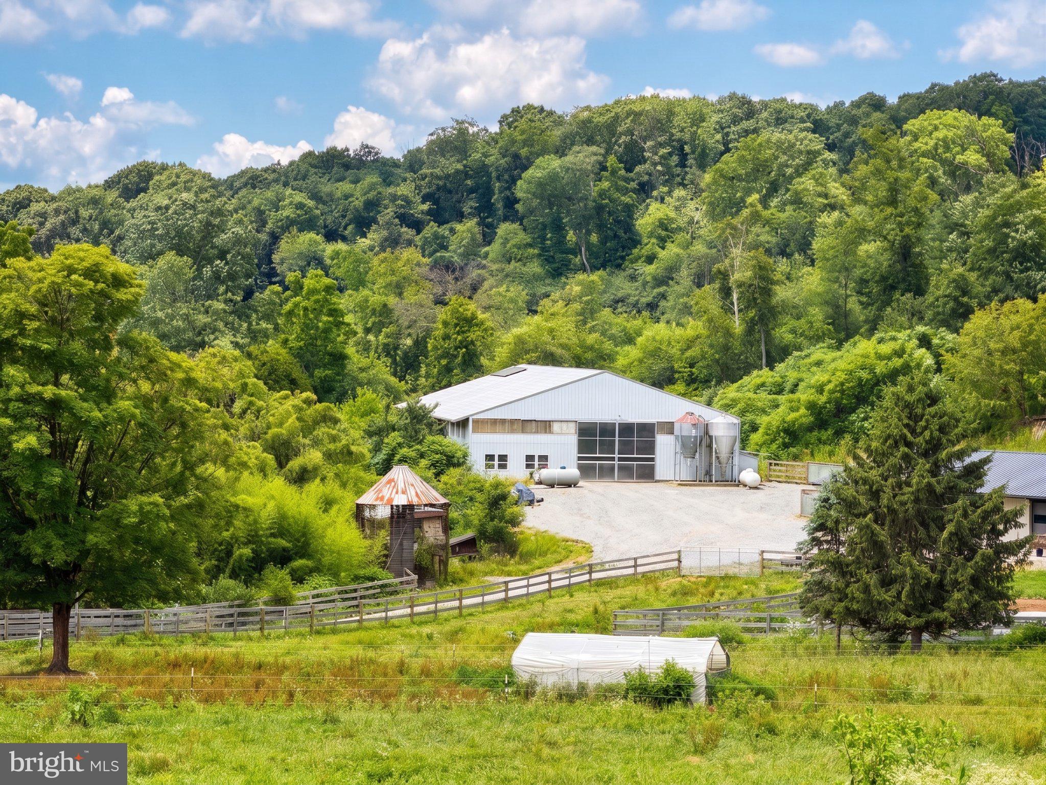 12558 Raub Road Felton, PA 17322 - Photo 4 of 6