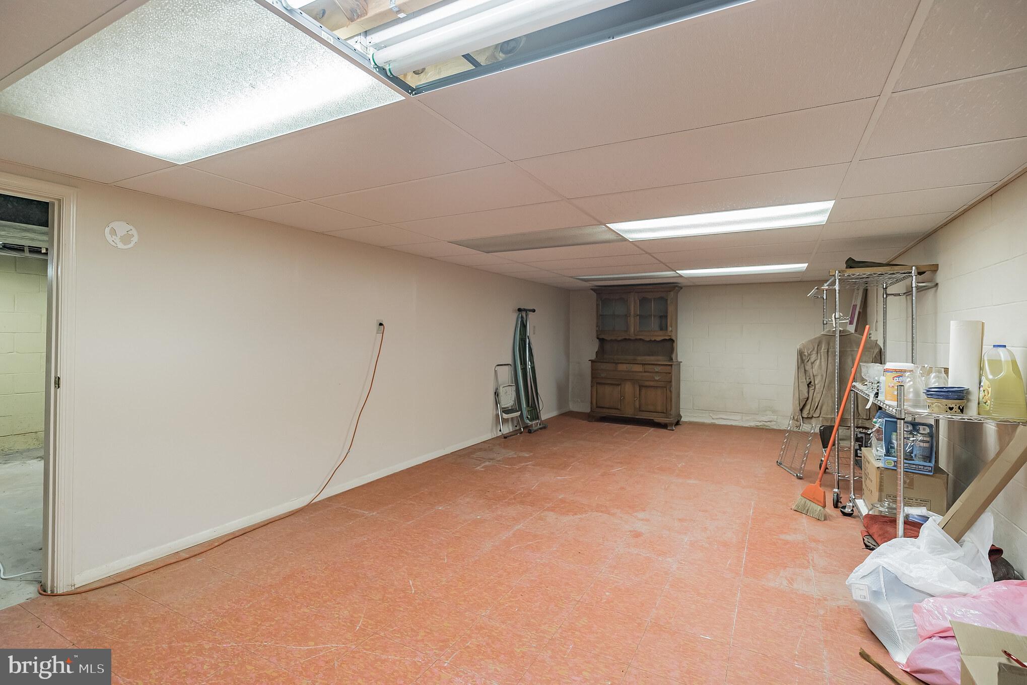 355 Saly Road Yardley, PA 19067 - Photo 20 of 30 Gallery Image 20