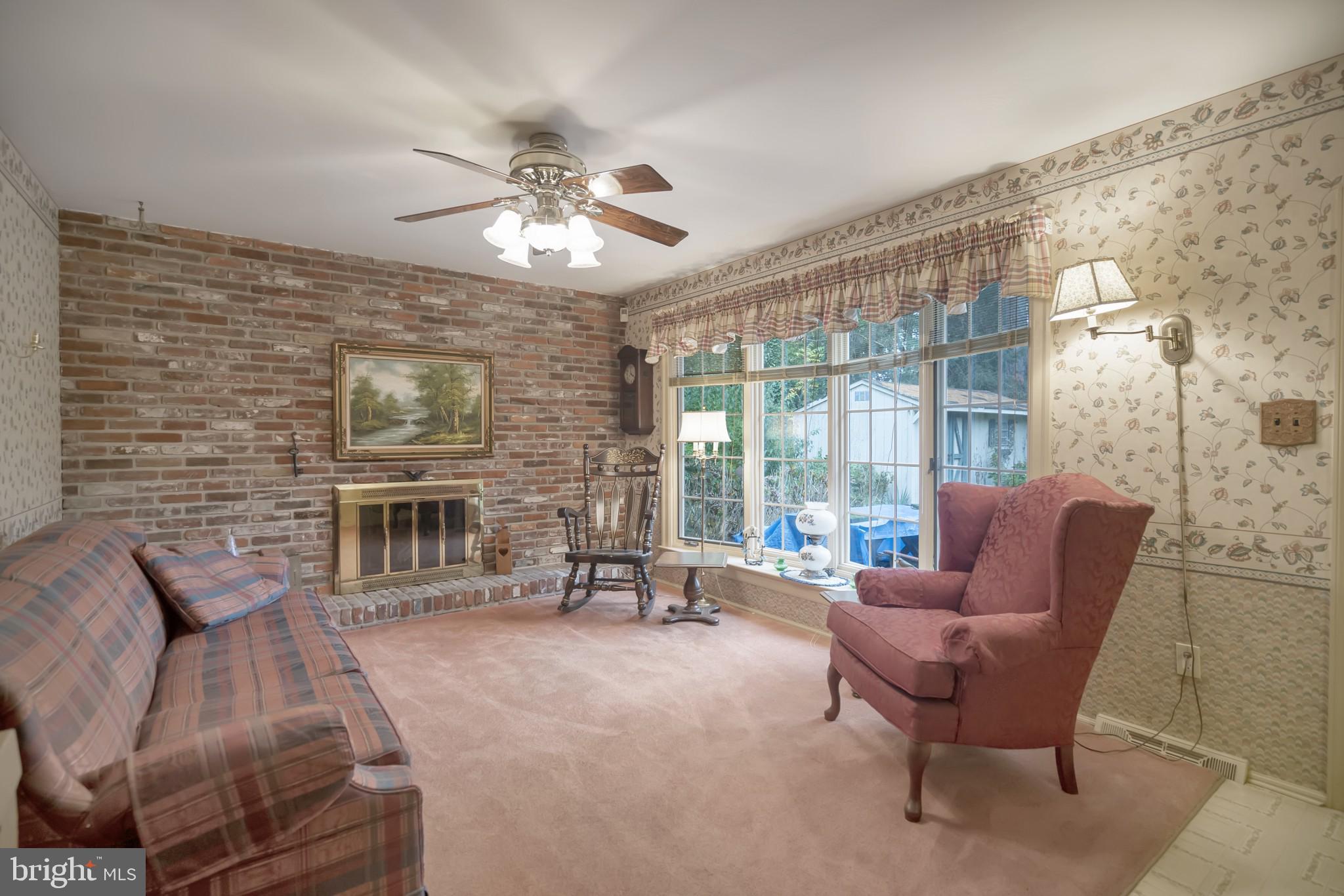 355 Saly Road Yardley, PA 19067 - Photo 8 of 30 Gallery Image 8