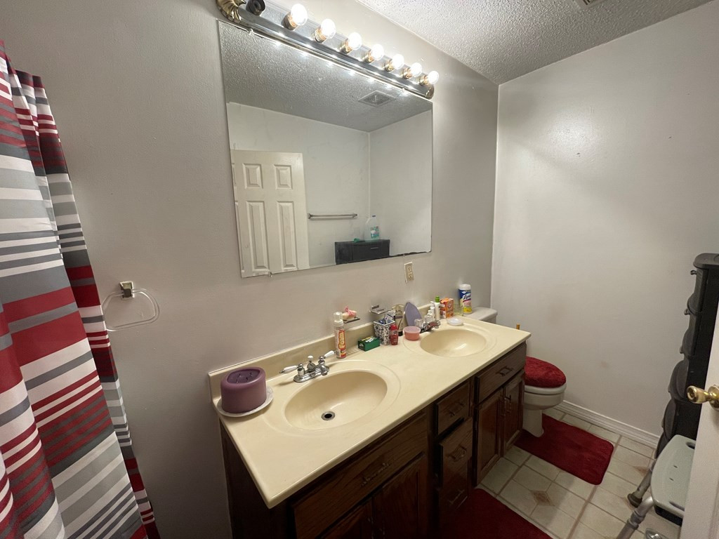 561 Stump Town Road Silver Creek, MS 39663 - Photo 11 of 21 Master bathroom