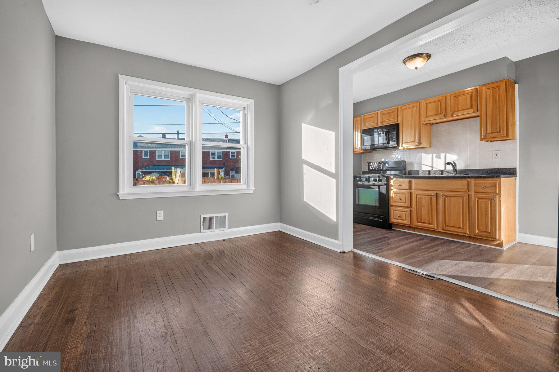 2112 Firethorn Road Baltimore, MD 21220 - Photo 6 of 24