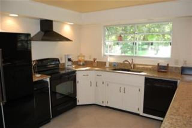4449 Maylor Road Tallahassee, FL 32308 - Photo 2 of 25