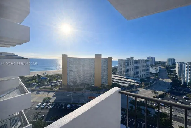 $320,000 | 405 North Ocean Boulevard, Unit 1528, Pompano Beach, FL 33062