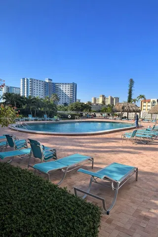 $320,000 | 405 North Ocean Boulevard, Unit 1528, Pompano Beach, FL 33062